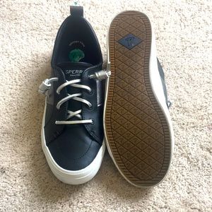 Black & Silver Leather Style Sperry’s  size 7.5